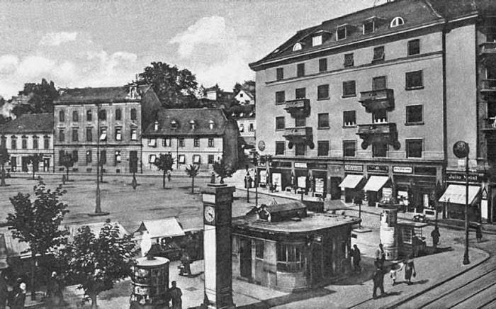 Ilički trg (Mali plac, današnji Britanski trg) 1928. godine